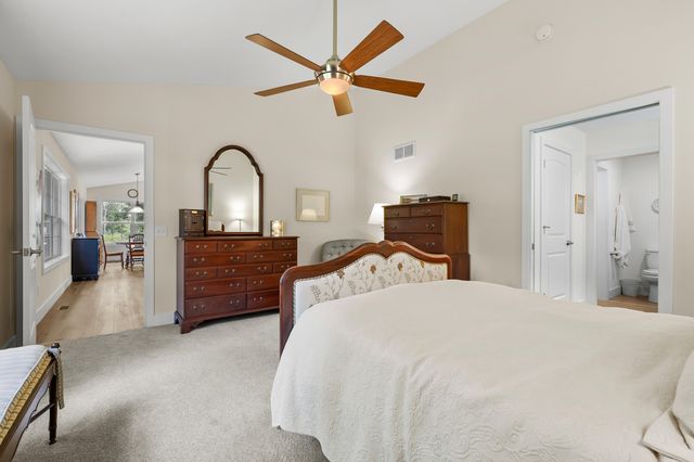 2214 Hunters Pond, Comstock Twp, MI 49048