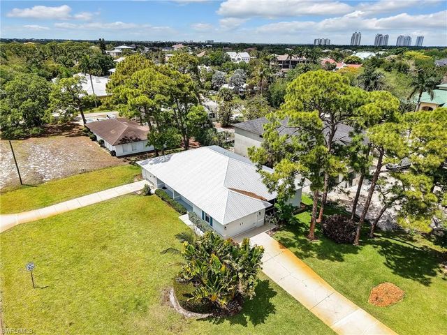 27595 Imperial River RD, Bonita Springs, FL 34134