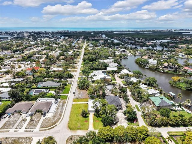 27595 Imperial River RD, Bonita Springs, FL 34134