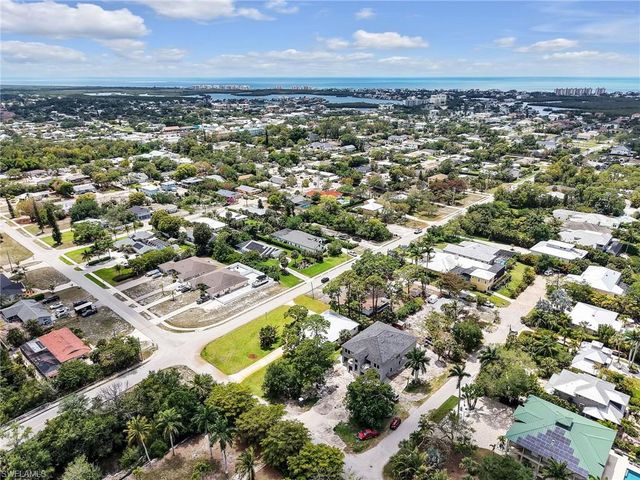 27595 Imperial River RD, Bonita Springs, FL 34134