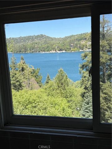 28838 Palisades, Lake Arrowhead, CA 92352