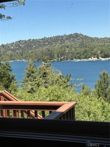 28838 Palisades, Lake Arrowhead, CA 92352