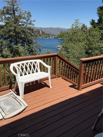 28838 Palisades, Lake Arrowhead, CA 92352