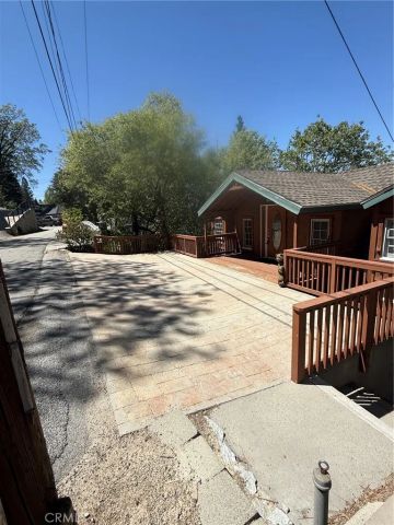 28838 Palisades, Lake Arrowhead, CA 92352