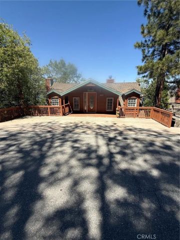 28838 Palisades, Lake Arrowhead, CA 92352