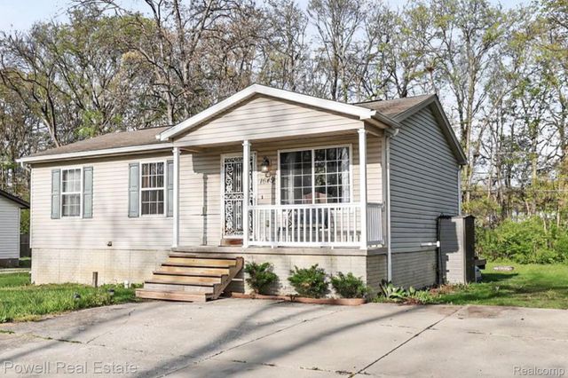 1649 S Pasadena Avenue, Ypsilanti Charter Township, MI 48198
