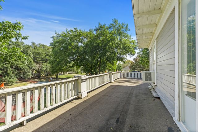 900 Park Drive, Hillsboro, TX 76645