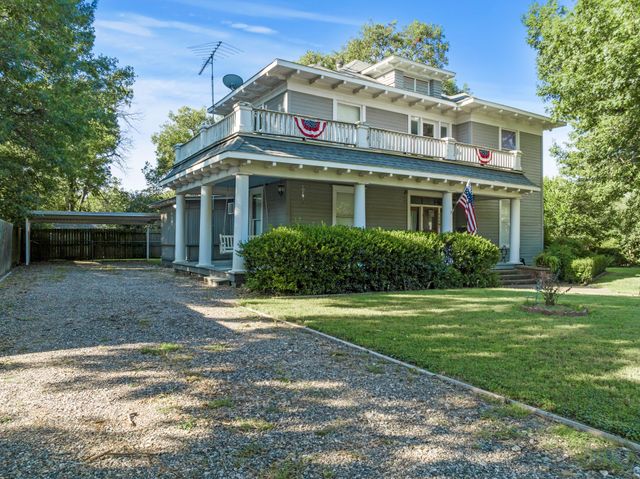 900 Park Drive, Hillsboro, TX 76645