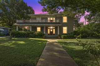 900 Park Drive, Hillsboro, TX 76645