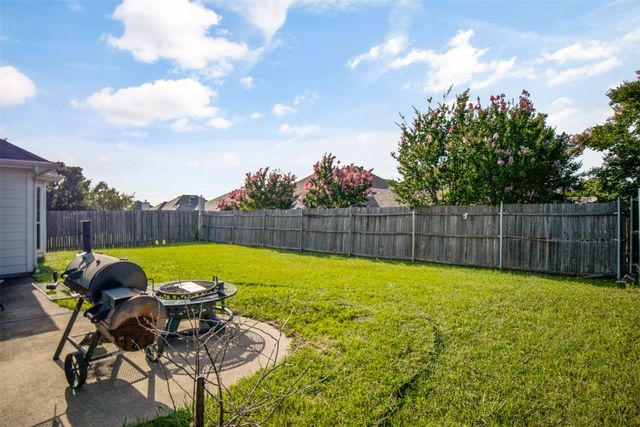 5404 Rolling Meadows Drive, Fort Worth, TX 76123