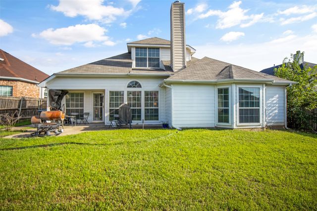 5404 Rolling Meadows Drive, Fort Worth, TX 76123