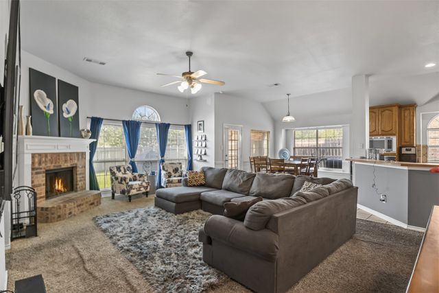 5404 Rolling Meadows Drive, Fort Worth, TX 76123