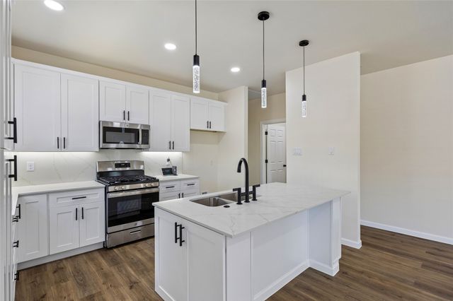 1404 E Cannon Street, Fort Worth, TX 76104