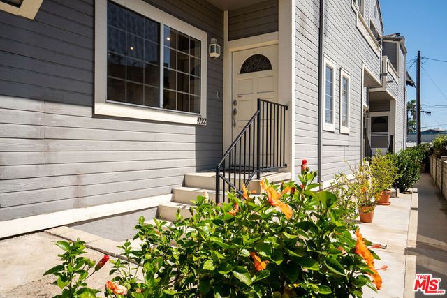 4192 Marcasel Avenue 2, Culver City, CA 90066