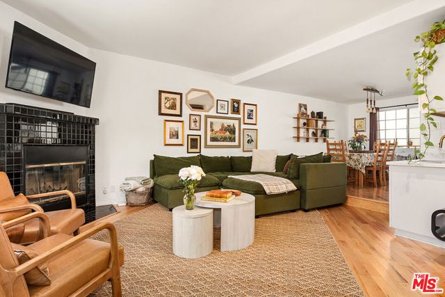 4192 Marcasel Avenue 2, Culver City, CA 90066