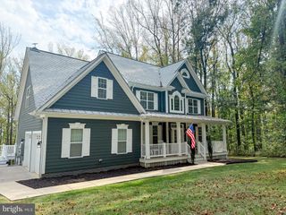 5885 PIGNUT MOUNTAIN DR, Warrenton, VA 20187