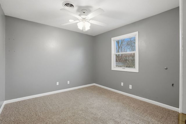 4 Estate Court, Bettendorf, IA 52722