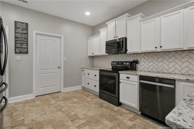 1606 Racehorse Court, Parkton, NC 28371