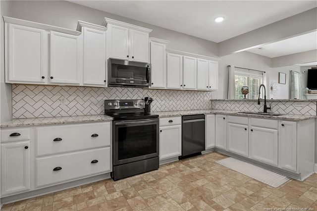 1606 Racehorse Court, Parkton, NC 28371