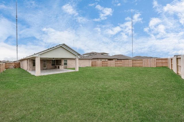 1111 Park Crest Drive, Missouri City, TX 77459