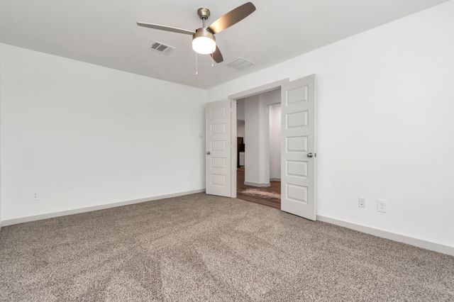 1111 Park Crest Drive, Missouri City, TX 77459