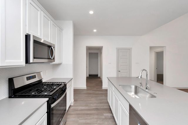 1111 Park Crest Drive, Missouri City, TX 77459