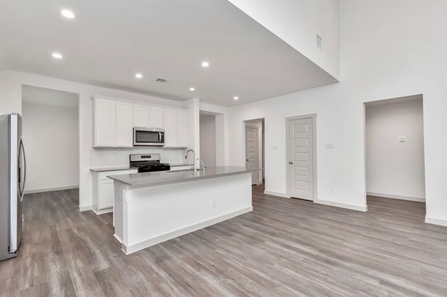 1111 Park Crest Drive, Missouri City, TX 77459