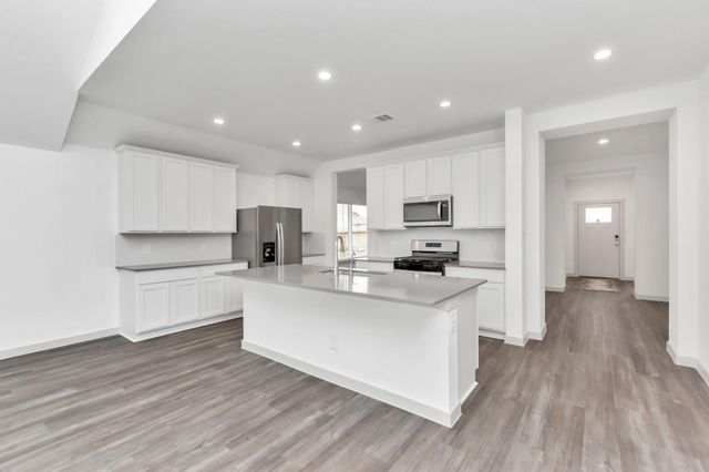 1111 Park Crest Drive, Missouri City, TX 77459