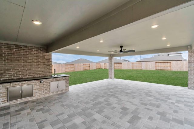 1111 Park Crest Drive, Missouri City, TX 77459