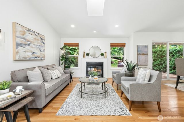 5808 135th Place SW, Edmonds, WA 98026