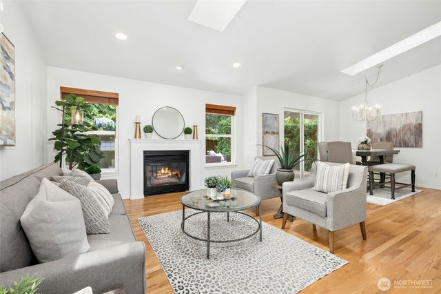 5808 135th Place SW, Edmonds, WA 98026