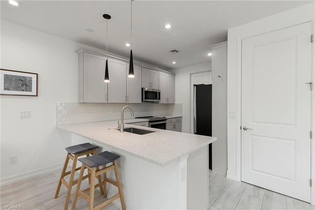 7515 Morgan WAY, Naples, FL 34119