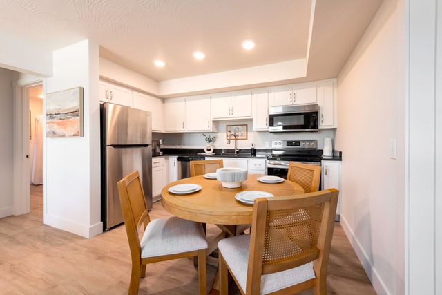 403 Veterans Boulevard A-403, Branson, MO 65616