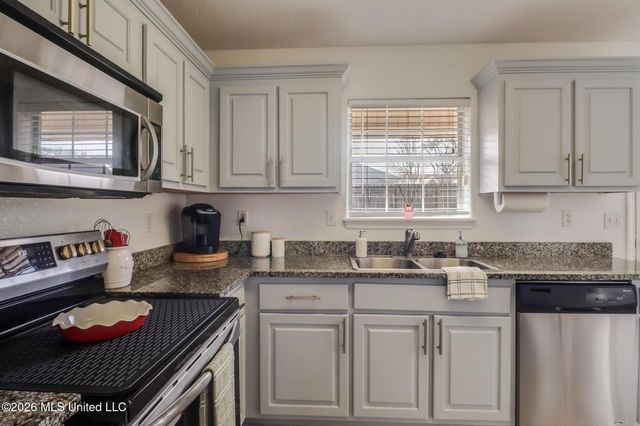 11165 Hendry Drive, Gulfport, MS 39503