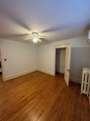 984 Hampden Avenue, Saint Paul, MN 55114