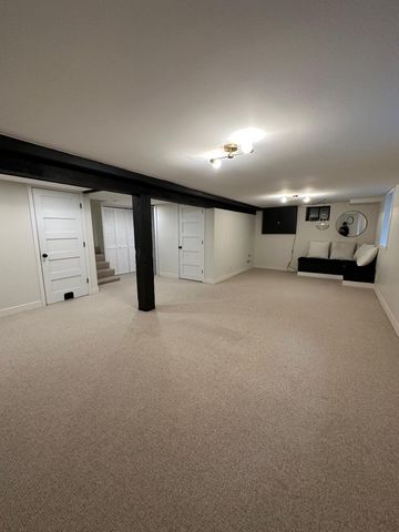 984 Hampden Avenue, Saint Paul, MN 55114