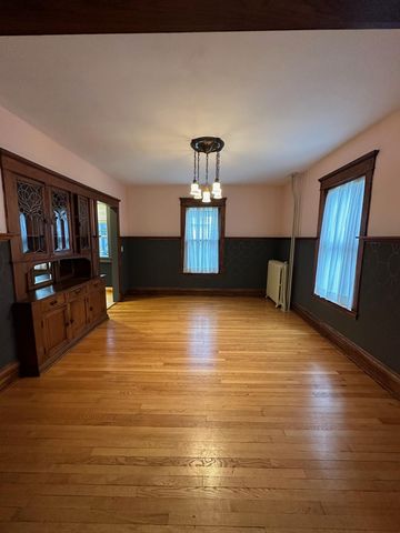 984 Hampden Avenue, Saint Paul, MN 55114