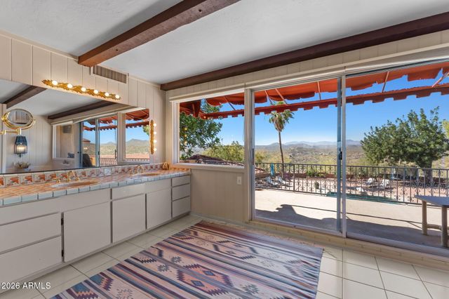 2190 JACK BURDEN Road, Wickenburg, AZ 85390