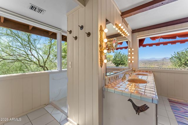 2190 JACK BURDEN Road, Wickenburg, AZ 85390