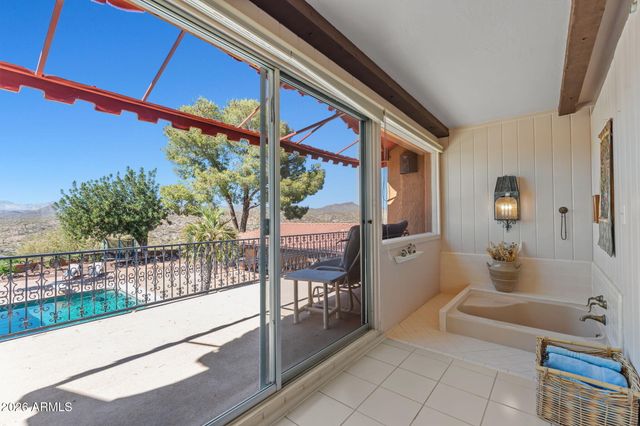 2190 JACK BURDEN Road, Wickenburg, AZ 85390