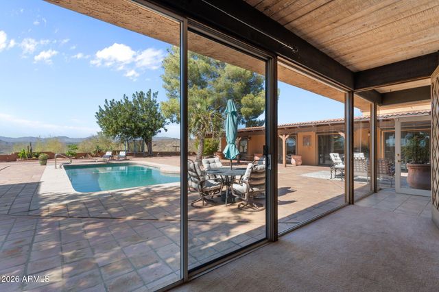 2190 JACK BURDEN Road, Wickenburg, AZ 85390