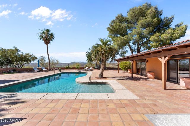 2190 JACK BURDEN Road, Wickenburg, AZ 85390
