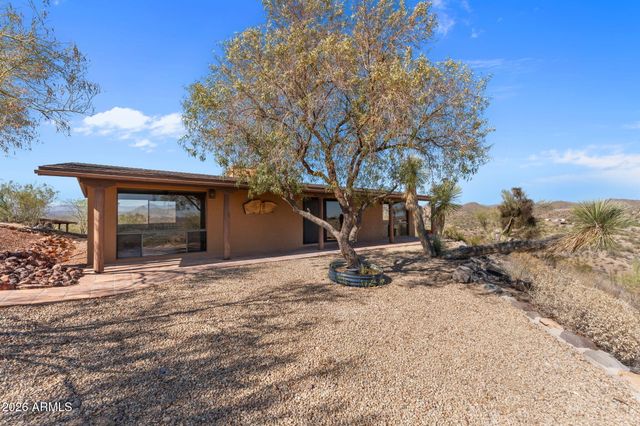 2190 JACK BURDEN Road, Wickenburg, AZ 85390
