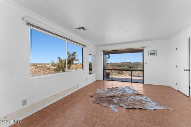 2190 JACK BURDEN Road, Wickenburg, AZ 85390
