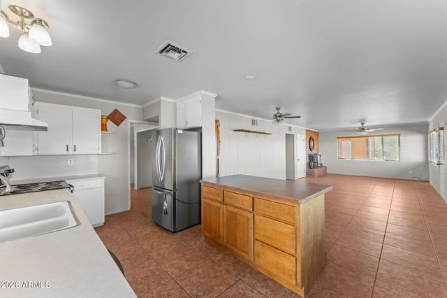 2190 JACK BURDEN Road, Wickenburg, AZ 85390