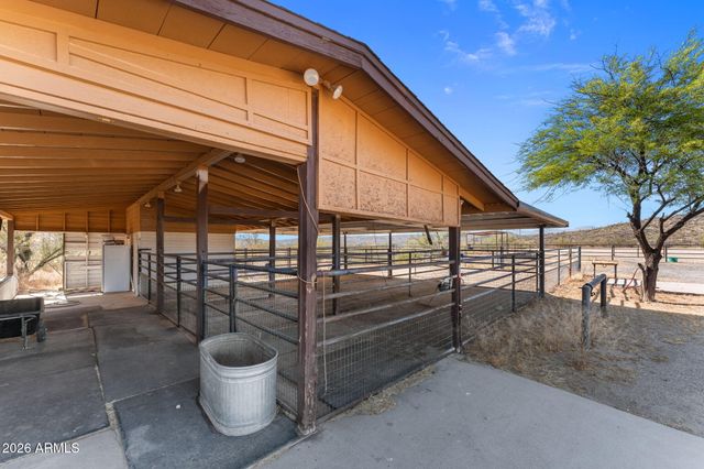 2190 JACK BURDEN Road, Wickenburg, AZ 85390
