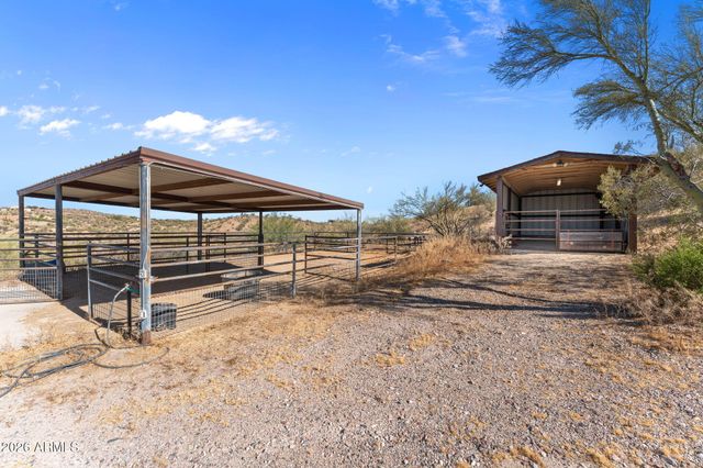 2190 JACK BURDEN Road, Wickenburg, AZ 85390