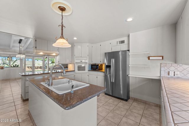 2190 JACK BURDEN Road, Wickenburg, AZ 85390