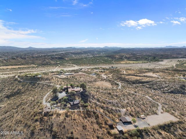 2190 JACK BURDEN Road, Wickenburg, AZ 85390