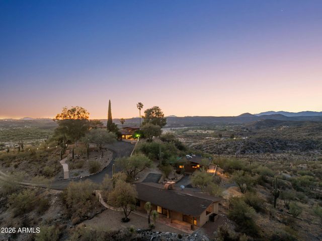 2190 JACK BURDEN Road, Wickenburg, AZ 85390